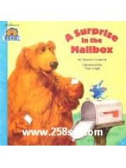 A SURPRISE IN THE MAILBOX pdf epub mobi 电子书 下载