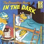 Berenstain Bears in the Dark (平装) pdf epub mobi 电子书 下载